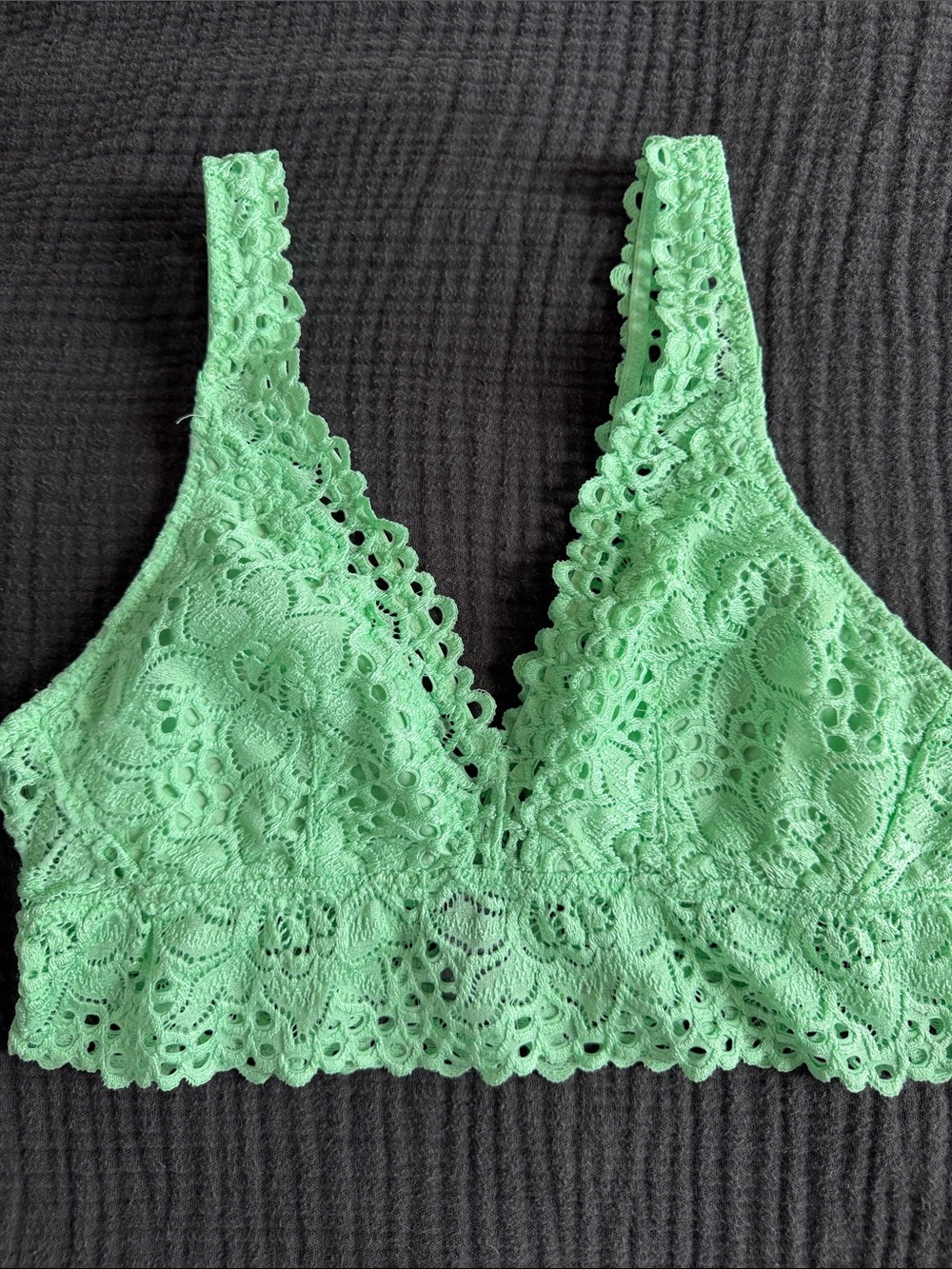aerie Lace V-Neck Bralette - Mint Green